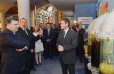 Azerbaijani President Ilham Aliyev and President of the European Commission Jose Manuel Barroso viewed the Sangachal oil terminal (PHOTO)
