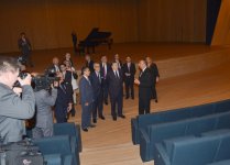 President Ilham Aliyev and President of the European Commission Jose Manuel Barroso visited the Heydar Aliyev Center (PHOTO)