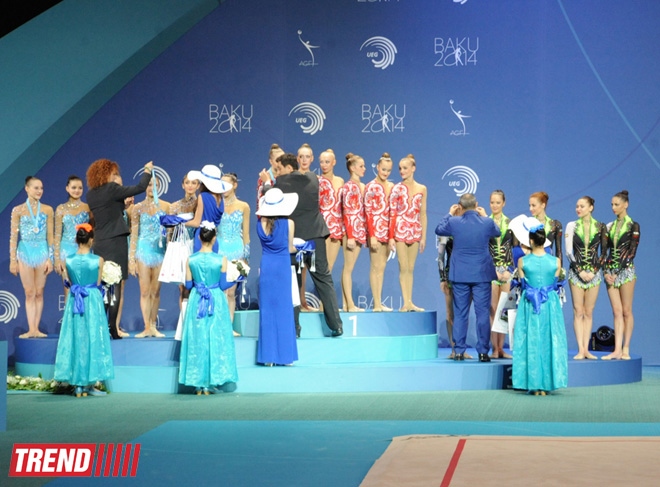 Азербайджанские гимнастки завоевали "серебро" по итогам групповых выступлений с тремя мячами и двумя лентами на ЧЕ в Баку (ФОТО)