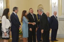 Президент Ильхам Алиев: Азербайджан заинтересован в инвестировании греческой экономики (ФОТО)