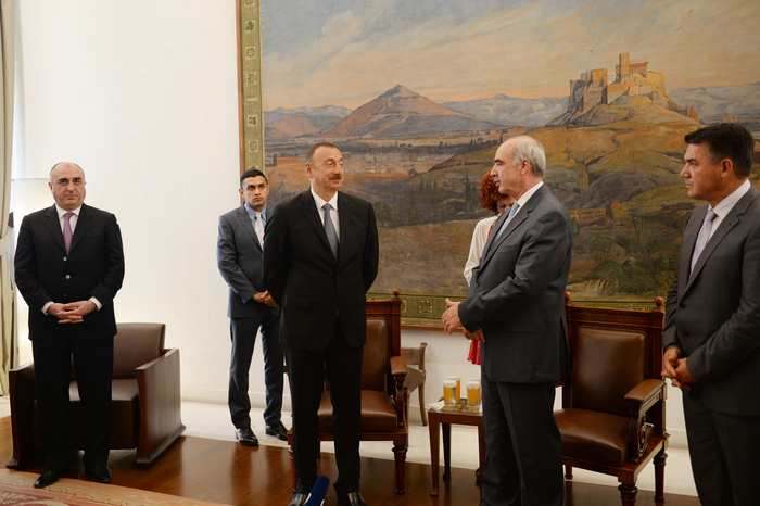 Prezident İlham Əliyev Yunanıstan parlamentinin sədri Vanqelis Meimarakis ilə görüşüb (FOTO)
