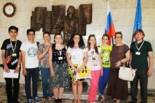 Азербайджанские школьники победили на Олимпиаде по русскому языку в Москве (ФОТО)