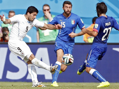 ЧМ 2014: Сборная Уругвая обыграла команду Италии и вышла в плей-офф