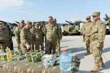 President Aliyev watches operational and tactical exercise of Azerbaijani Armed Forces