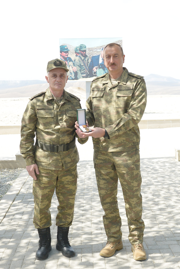 President Aliyev watches operational and tactical exercise of Azerbaijani Armed Forces