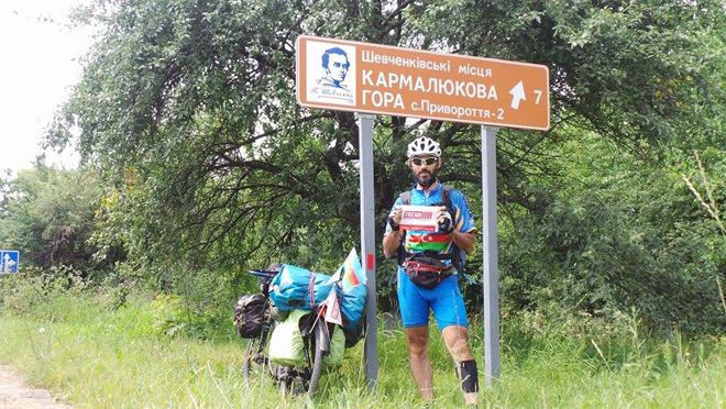 Известный велопутешественник Рамиль Зиядов доехал до Молдовы (ФОТО)