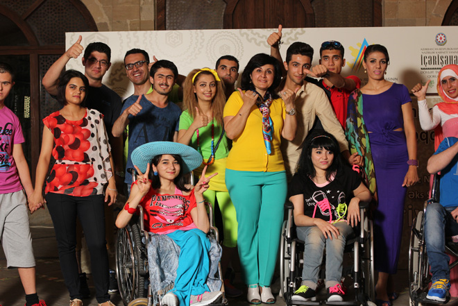В Баку прошел вечер моды для людей с физическими ограничениями (ФОТО)