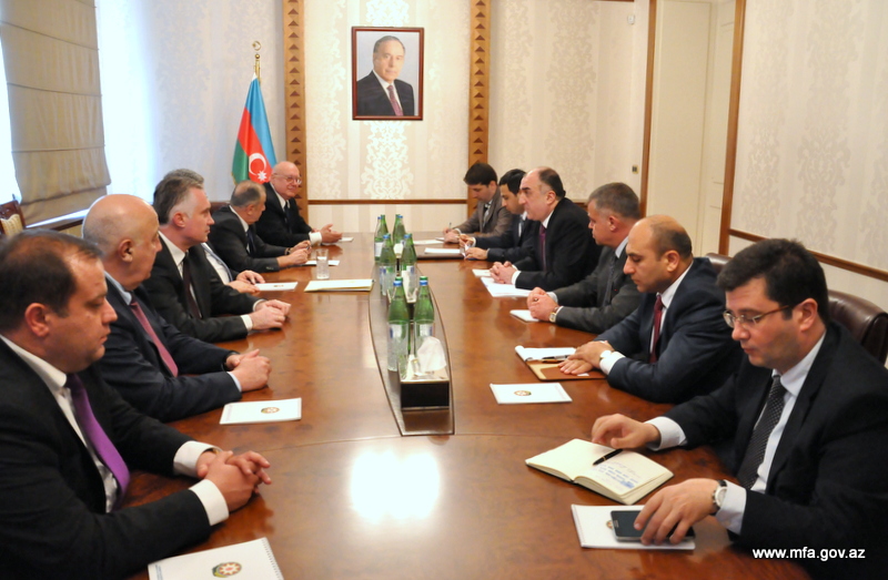 Глава МИД Азербайджана встретился со спикером парламента Грузии