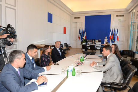 Azerbaijan’s first lady meets with Cannes mayor (PHOTO)