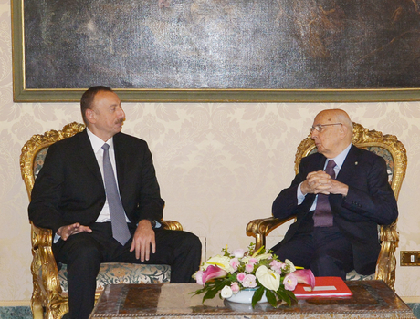 Meeting held between presidents of Azerbaijan and Italy