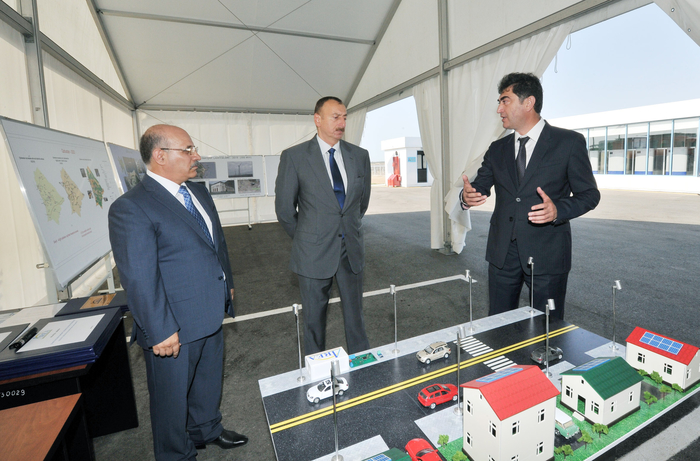Prezident İlham Əliyev Suraxanı Günəş Elektrik Stansiyasının açılışında iştirak edib (FOTO)