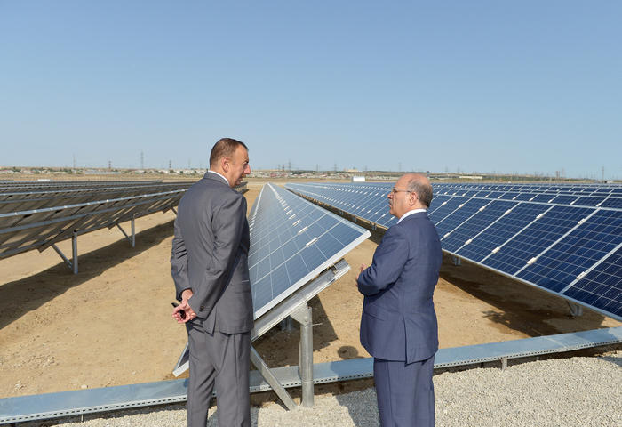 Prezident İlham Əliyev Suraxanı Günəş Elektrik Stansiyasının açılışında iştirak edib (FOTO)