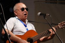40-летие Клуба авторской песни Баку отметили гала-концертом "Желаю песен вечных и весомых" (ФОТО)