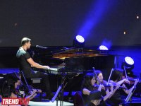 EMIN выступил в Баку после блестящей победы на "World Music Awards" (ФОТО)
