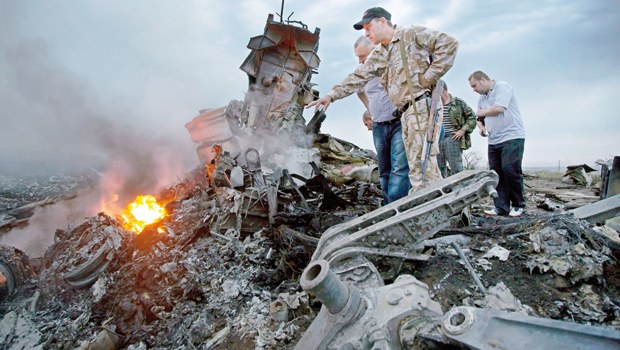International probe demanded after Malaysian airliner downed over Ukraine, 298 dead