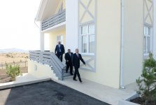 Ильхам Алиев ознакомился с условиями, созданными в 25 частных домах, построенных в  Хызы (ФОТО)