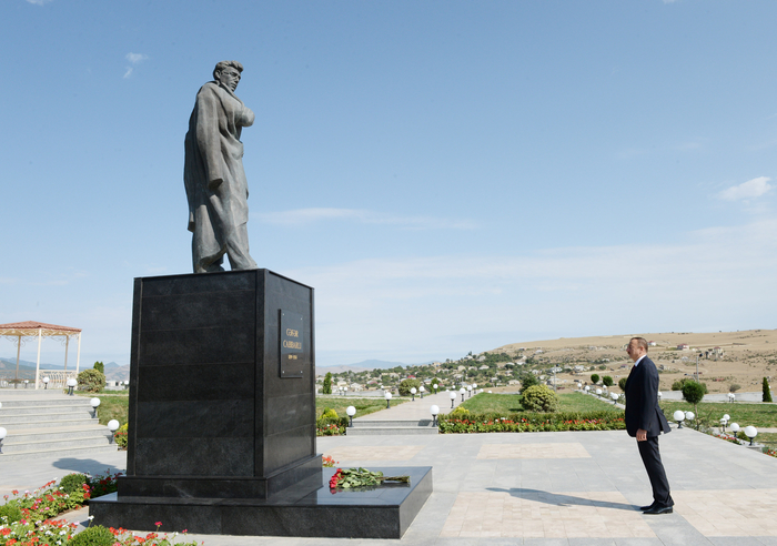 Azerbaijani president reviews Jafar Jabbarli park after reconstruction