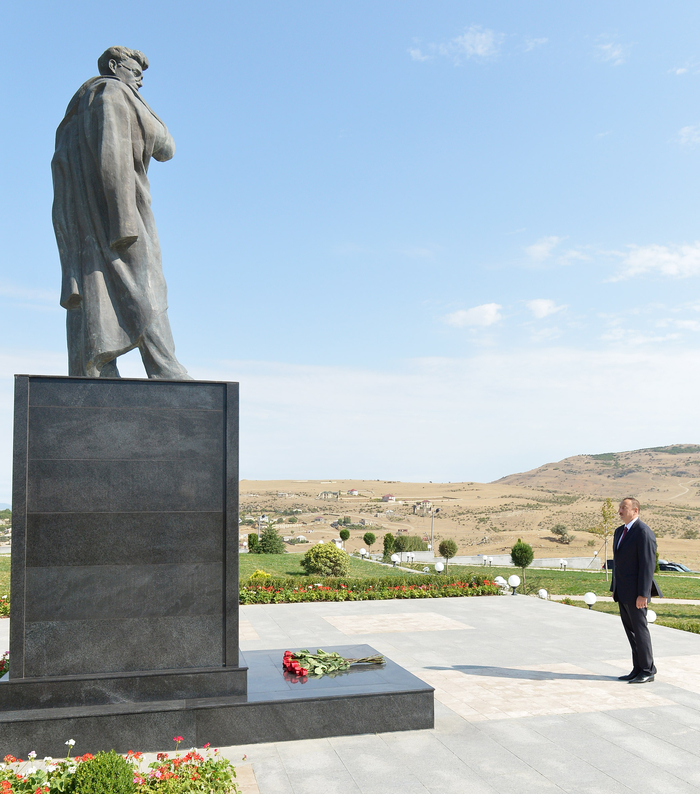 Azerbaijani president reviews Jafar Jabbarli park after reconstruction