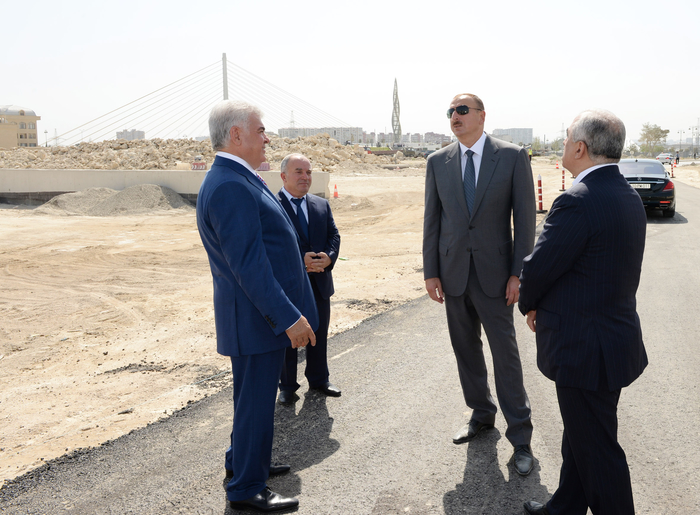 Prezident İlham Əliyev Bakı Olimpiya Stadionu ətrafında inşası davam etdirilən yol-nəqliyyat infrastrukturunun tikintisi ilə tanış olub (FOTO)