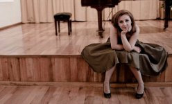 Актриса и оперная исполнительница Юлия Гейдарова - Сидорова представила проект "От Шахерезады до Леди" (ФОТО)