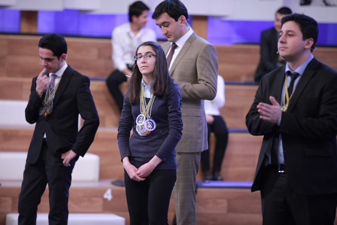 Определился второй финалист азербайджанской версии телепроекта "Умники и Умницы" (ФОТО)