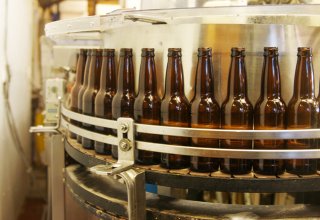 Производитель назвал причины повышения цен на пиво в Азербайджане