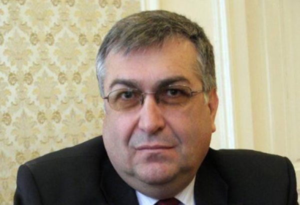 Bulgaria names law professor as interim prime minister