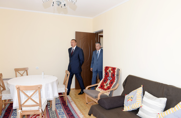 Ильхам Алиев принял участие в открытии нового поселка для вынужденных переселенцев в Агдамском районе (ФОТО)