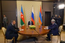 Trilateral meeting of Azerbaijani, Russian and Armenian presidents begins (PHOTO)