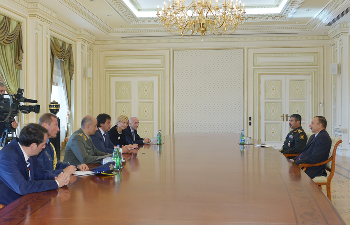 Azerbaijani president receives delegation led by Serbian defense minister