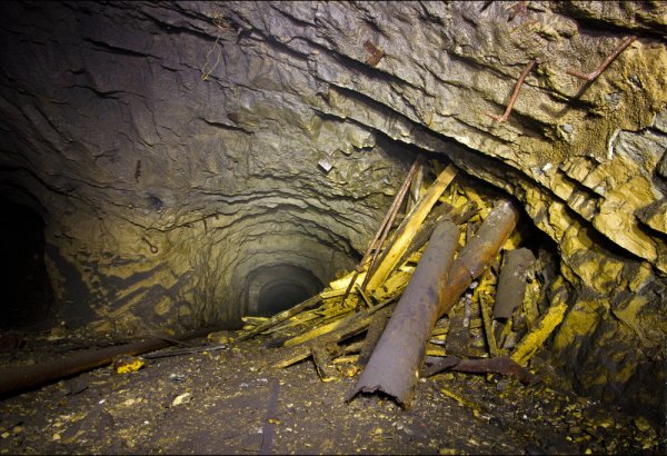 В Китае спасены 13 рабочих, заблокированных в обрушенном туннеле почти неделю назад