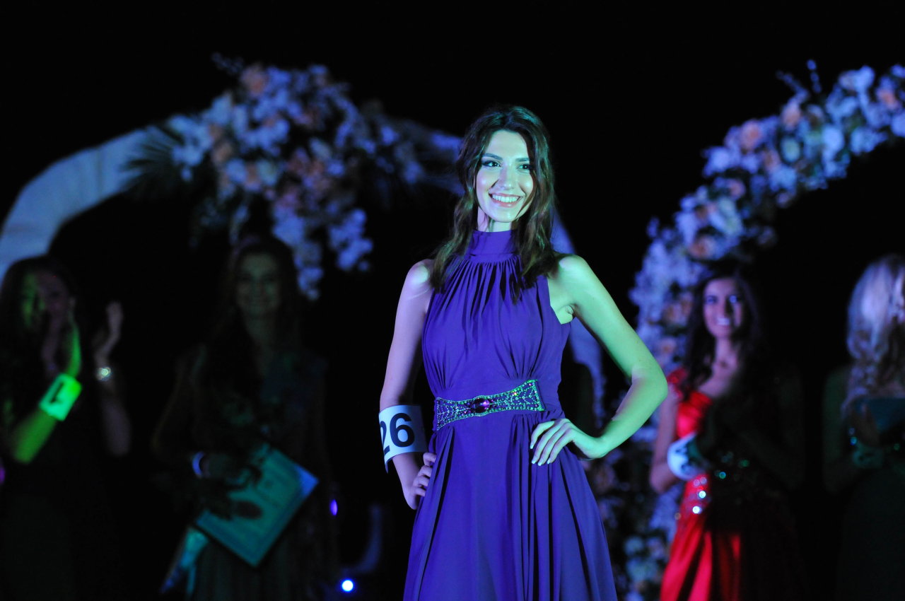 "I вице-мисс Азербайджан-2014" примет участие в международном конкурсе красоты (ФОТО)