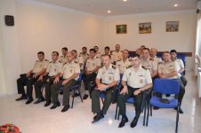 В Баку мобильная учебная группа НАТО проводит курс обучения азербайджанских военнослужащих (ФОТО)