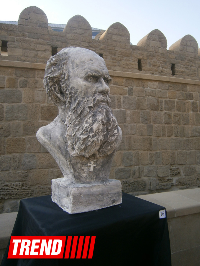 Выставка "Живая история": известные исторические личности в работах азербайджанских скульпторов (ФОТО)