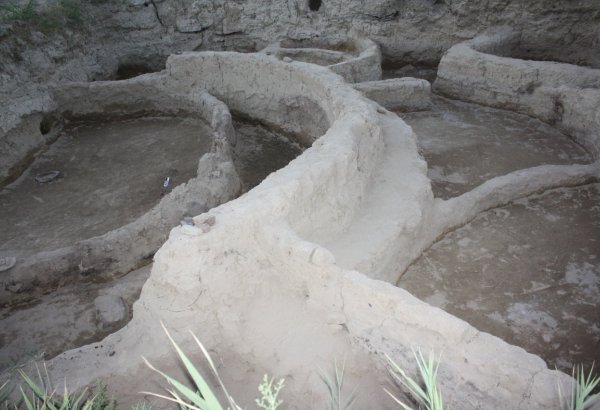 В Азербайджане обнаружены новые находки в древнем поселении эпохи бронзы (ФОТО)