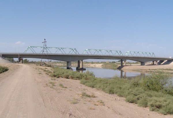В Азербайджане завершено строительство нового моста через Куру  (ФОТО)