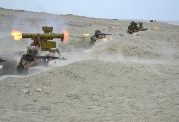 Противотанковые подразделения азербайджанской армии  проводят учения (ФОТО)