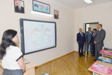 Azerbaijani president reviews new block of one of Baku schools after major repair