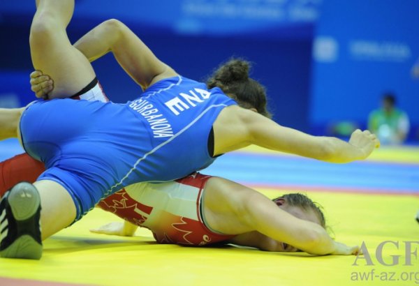 Азербайджанская спортсменка завоевала «серебро» в соревнованиях по борьбе  юношеской Олимпиады