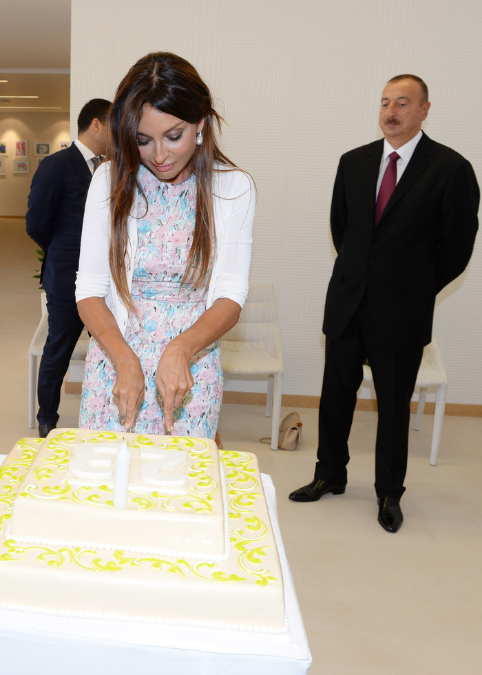 Azerbaijani president, First lady attend opening of newly-built secondary school No. 23