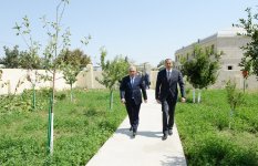 Президент Азербайджана принял участие в церемонии сдачи в эксплуатацию после восстановления домов в Горадизе, разрушенных во время оккупации (ФОТО)