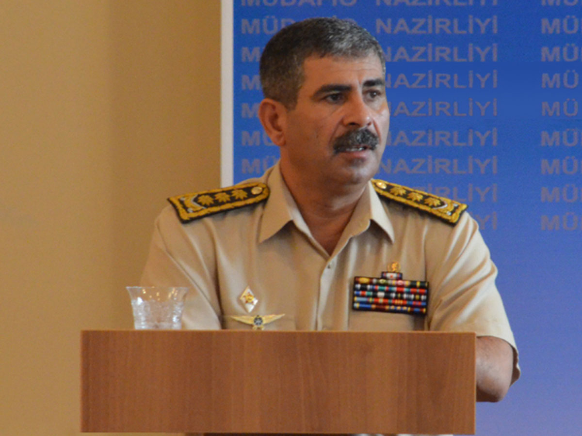 Azerbaijan’s defense minister meets Israeli counterpart