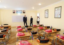 Президент Азербайджана ознакомился со зданием бакинской школы № 54 после капремонта и реконструкции  (ФОТО)