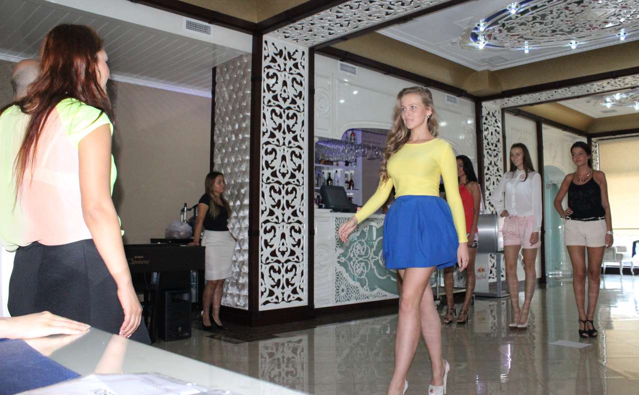 Dünya gözəlləri "Miss Globe International" müsabiqəsində iştirak etmək üçün Azərbaycana gəlirlər (FOTO)
