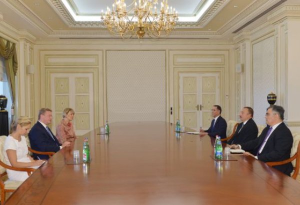 Azerbaijani president receives delegation led by EU Commissioner