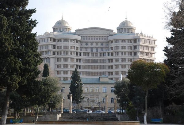 Занятия студентов Азербайджанского медуниверситета будут проходить в клиниках медгородка