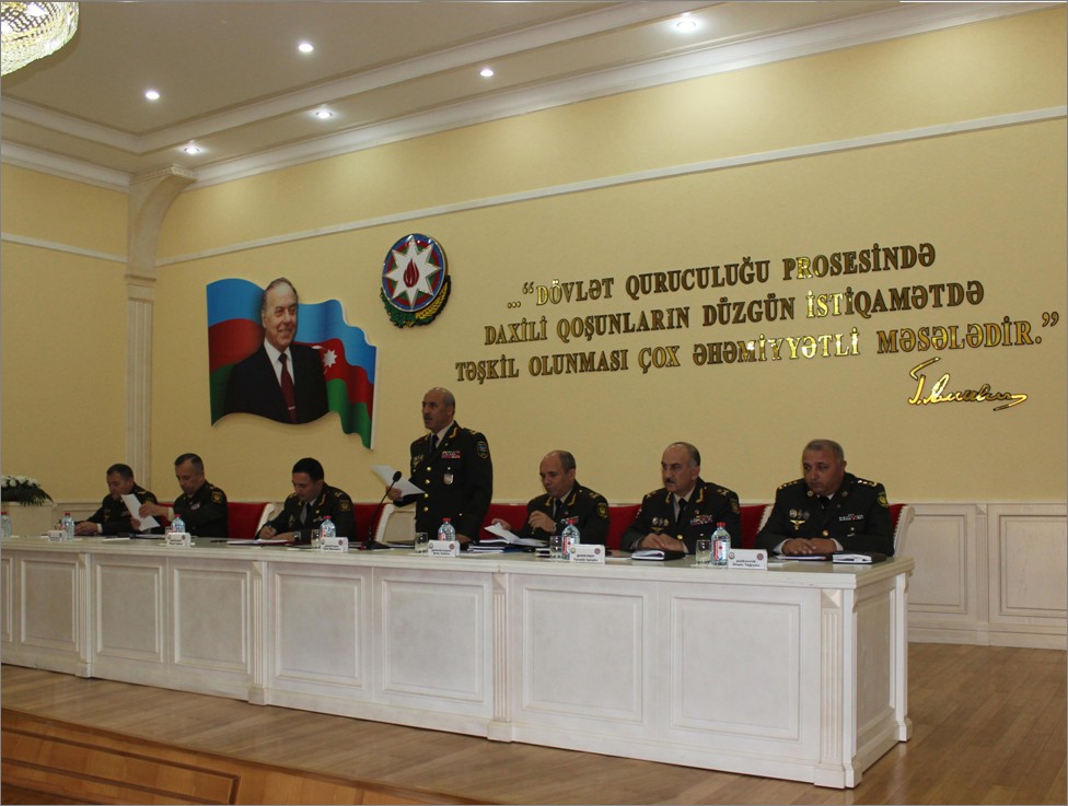 Во Внутренних войсках Азербайджана достигнуты значительные успехи в укреплении дисциплины - командующий