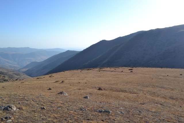 В Азербайджане обнаружены курганы, возраст которых более трех тысяч лет (ФОТО)