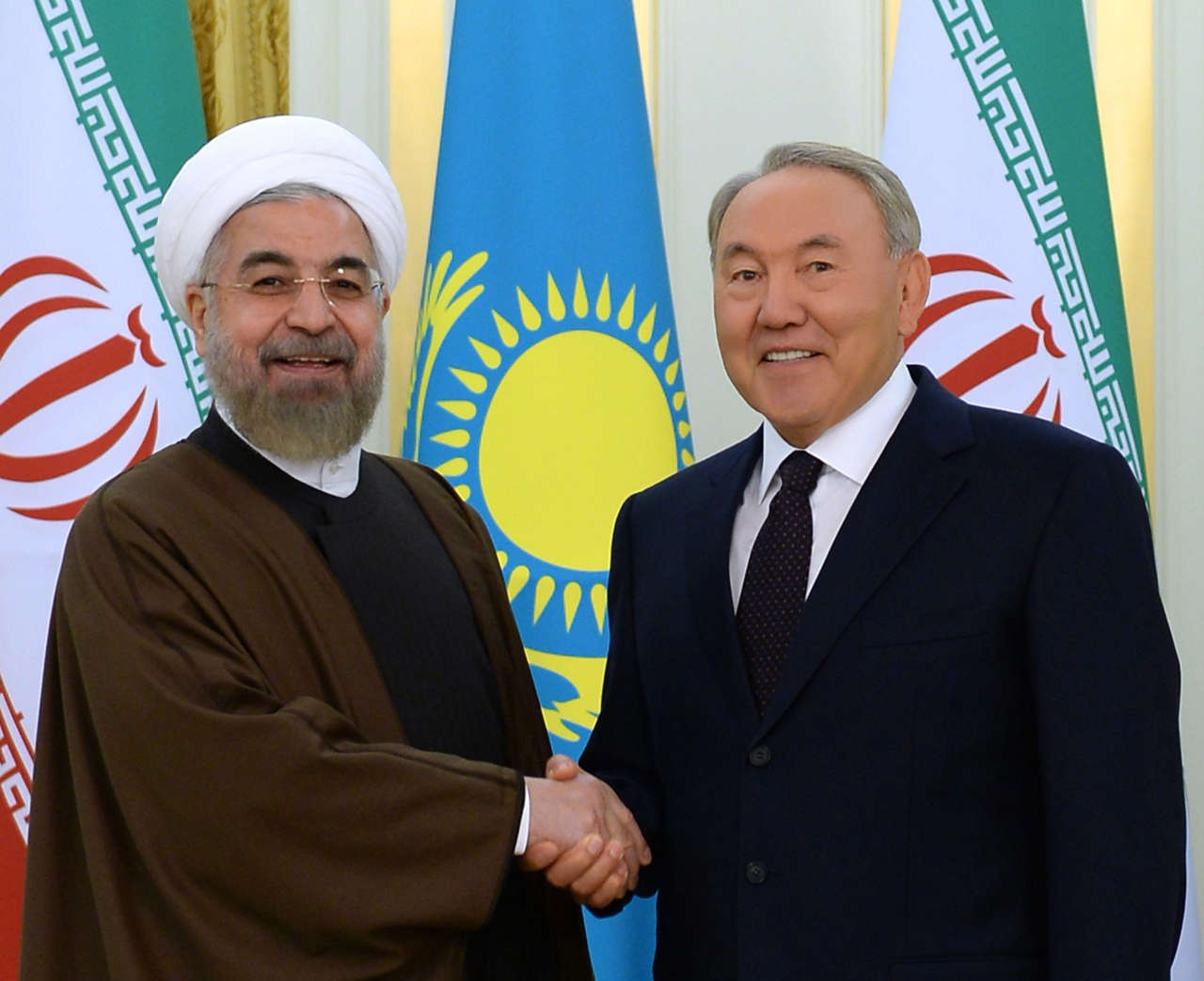 Kazakistan ve İran 1 milyar dolar değerinde 50 anlaşma imzaladı