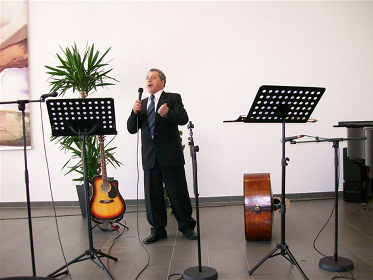 Азербайджанские народные песни в Германии - Адинья Велиев о жизни и творчестве